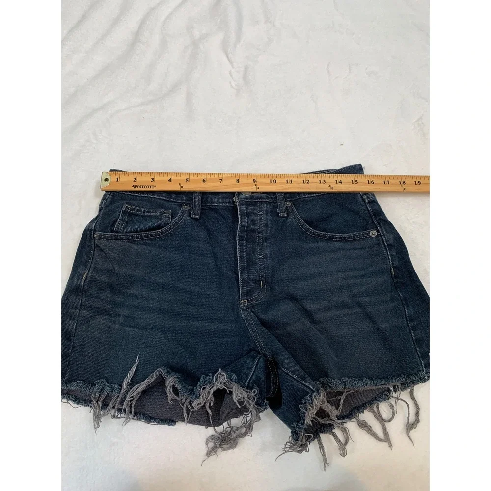 Universal Thread 90s Baggy Short Women 6 Dark Wash Distressed Button Fly Denim